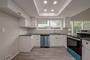 11522 Saulsworth St, Houston, TX 77099 - Photo 19