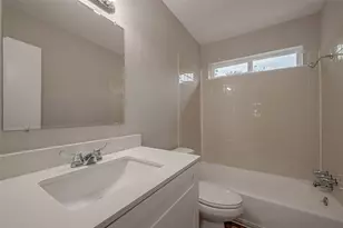 11522 Saulsworth St, Houston, TX 77099 - Photo 35