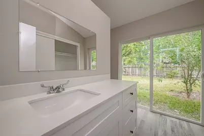 11522 Saulsworth Street, Houston, TX 77099 - Photo 33