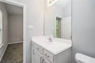 5101 Southwind St, Houston, TX 77033 - Photo 7