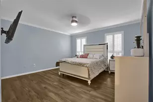 351 N Post Oak Ln, Houston, TX 77024 - Photo 11