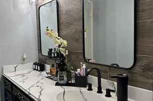 351 N Post Oak Ln, Houston, TX 77024 - Photo 13