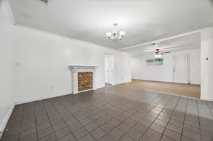 7119 Long Point Rd, Houston, TX 77055 - Photo 5