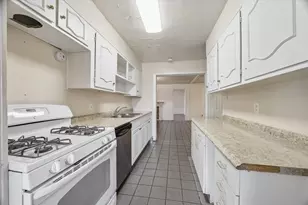 7119 Long Point Rd, Houston, TX 77055 - Photo 9