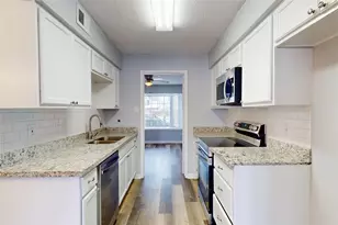 14147 Misty Meadow Ln, Houston, TX 77079 - Photo 11