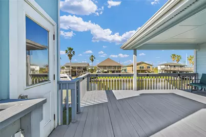 114 Four Master Road, Freeport, TX 77541 - Photo 3