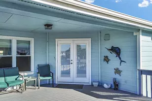 114 Four Master Rd, Freeport, TX 77541 - Photo 5