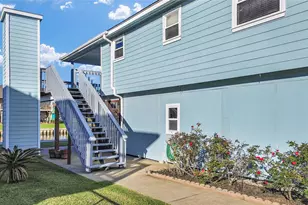 114 Four Master Rd, Freeport, TX 77541 - Photo 11