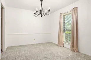 3002 Village Ln, Deer Park, TX 77536 - Photo 9