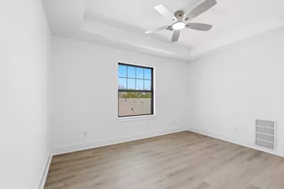 230 S Y Street, La Porte, TX 77571 - Photo 13