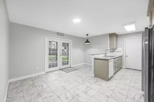 9339 Deanwood St, Houston, TX 77040 - Photo 5