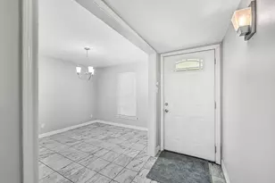 9339 Deanwood St, Houston, TX 77040 - Photo 3