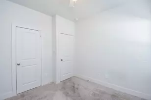 6031 Cypress St, Houston, TX 77074 - Photo 19