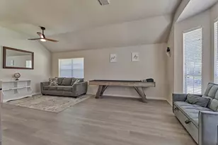 3729 Breckenridge Dr, Montgomery, TX 77356 - Photo 3