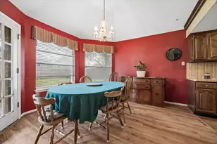 1104 Tipperary Ave, Friendswood, TX 77546 - Photo 3