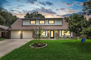 10642 Mayfield Rd, Houston, TX 77043 - Photo 1