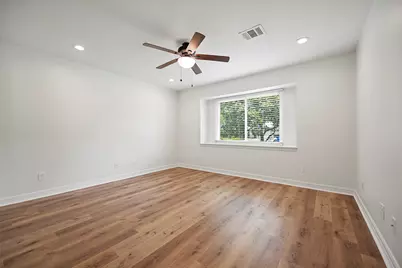 10642 Mayfield Road, Houston, TX 77043 - Photo 7
