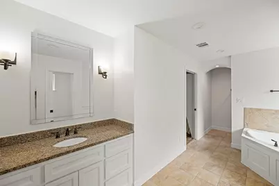 10642 Mayfield Road, Houston, TX 77043 - Photo 9