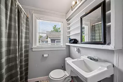 415 W Pearce Street, Baytown, TX 77520 - Photo 19