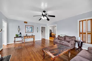 415 W Pearce St, Baytown, TX 77520 - Photo 7
