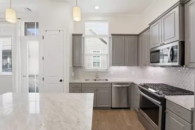 2117 Naomi Street #B, Houston, TX 77054 - Photo 1