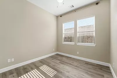 2117 Naomi Street #B, Houston, TX 77054 - Photo 29