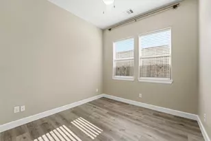 2117 Naomi St, Houston, TX 77054 - Photo 29