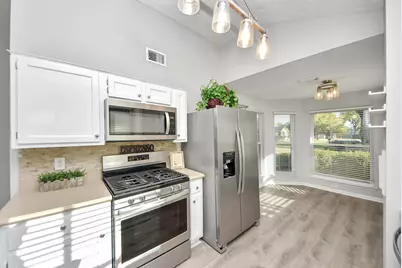 9227 Rippling Fields Drive, Houston, TX 77064 - Photo 9