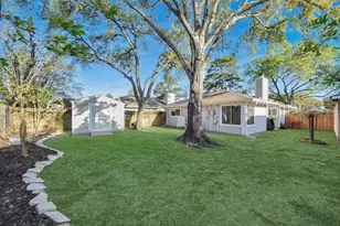 9227 Rippling Fields Dr, Houston, TX 77064 - Photo 29