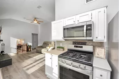 9227 Rippling Fields Drive, Houston, TX 77064 - Photo 7