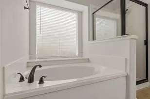 210 Leisure Dr, Stafford, TX 77477 - Photo 19