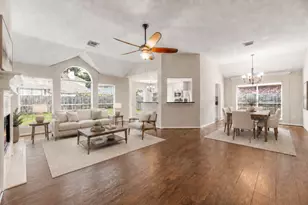 210 Leisure Dr, Stafford, TX 77477 - Photo 7