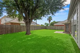 210 Leisure Dr, Stafford, TX 77477 - Photo 27