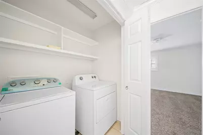 1573 W Sam Houston Parkway S, Houston, TX 77042 - Photo 17