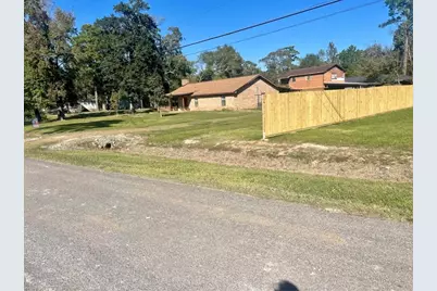 4902 Magnolia Lane, Old River-Winfree, TX 77535 - Photo 21