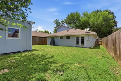 3831 Derbyhall Drive, Houston, TX 77066 - Photo 17