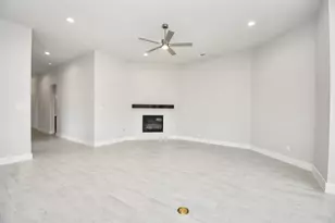 22123 Oceania Shrs Dr, Hockley, TX 77447 - Photo 21