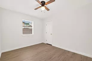 8306 Wayward Rd, Houston, TX 77064 - Photo 31