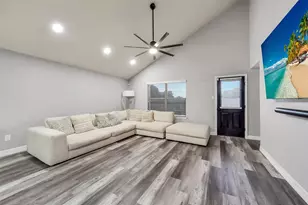 16610 Green Feather Dr, Houston, TX 77049 - Photo 9