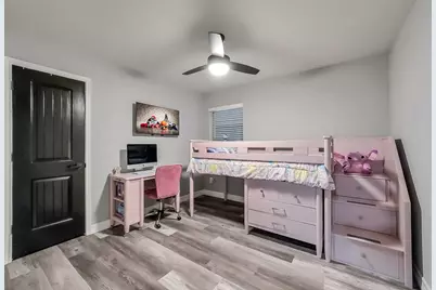 16610 Green Feather Drive, Houston, TX 77049 - Photo 19