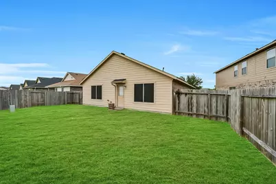16610 Green Feather Drive, Houston, TX 77049 - Photo 23