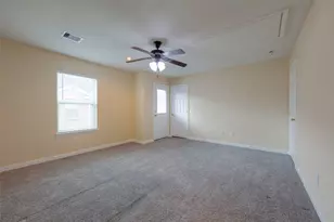 11905 Algonquin Dr, Houston, TX 77089 - Photo 25