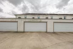 11905 Algonquin Dr, Houston, TX 77089 - Photo 35