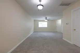 11905 Algonquin Dr, Houston, TX 77089 - Photo 9