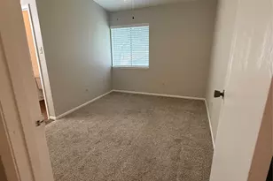 923 Carrell St, Tomball, TX 77375 - Photo 11