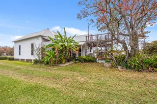 695 Wightman St, Matagorda, TX 77457 - Photo 5