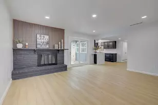 15507 Sierra Valle Dr, Houston, TX 77083 - Photo 9