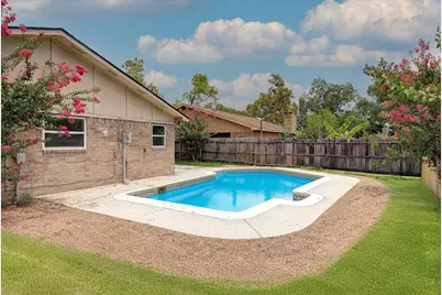 15507 Sierra Valle Drive, Houston, TX 77083 - Photo 3