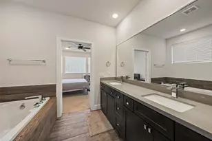 314 Eado Park Cir, Houston, TX 77020 - Photo 19
