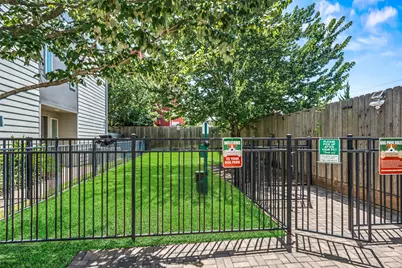 314 Eado Park Circle, Houston, TX 77020 - Photo 27